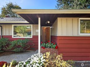 561 N 166th Street, Shoreline WA 98133