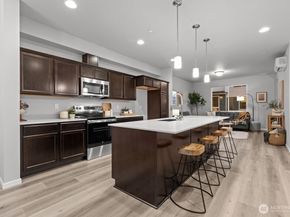 7027 Rainier Drive B, Everett WA 98203