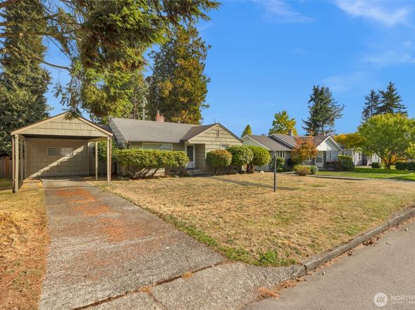 15802 6th Avenue NE, Shoreline WA 98115