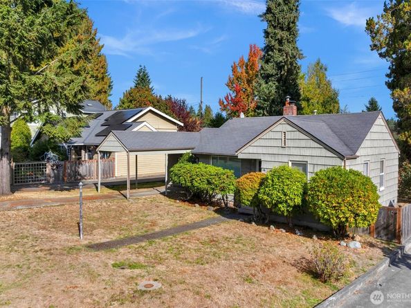 15802 6th Avenue NE, Shoreline WA 98115