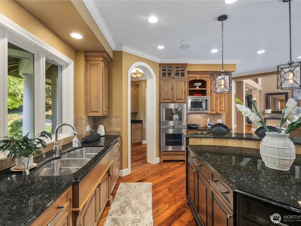 18025 NE 136th Street, Redmond WA 98052