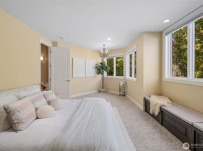18025 NE 136th Street, Redmond WA 98052