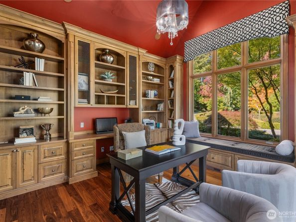 18025 NE 136th Street, Redmond WA 98052