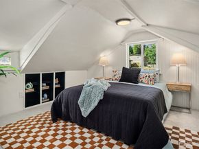5528 S Langston Road, Seattle WA 98178