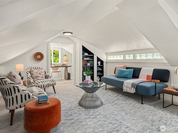 5528 S Langston Road, Seattle WA 98178