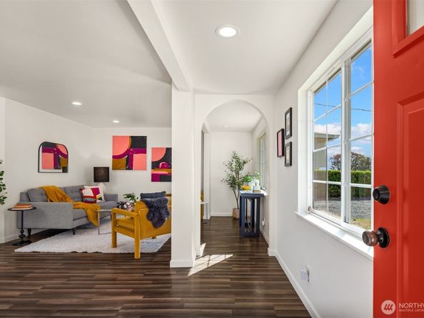 5528 S Langston Road, Seattle WA 98178