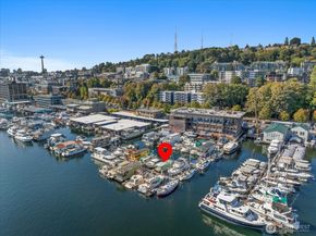 2040 Westlake Avenue N 14, Seattle WA 98109