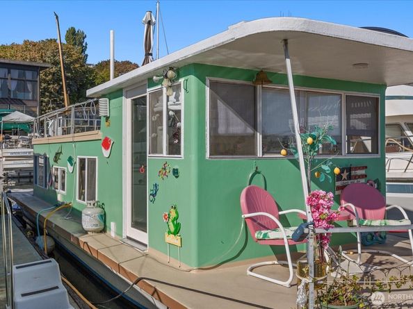2040 Westlake Avenue N 14, Seattle WA 98109