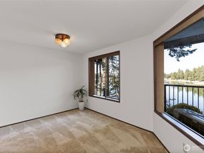 923 Pershing Avenue 205, Bremerton WA 98312