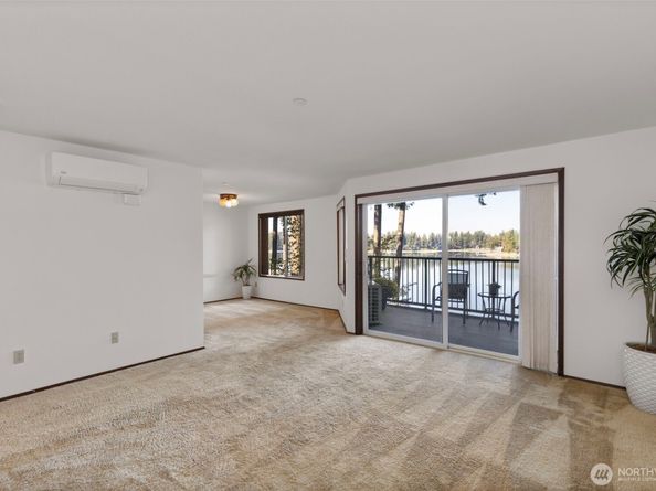 923 Pershing Avenue 205, Bremerton WA 98312
