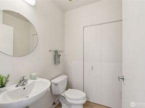 615 E Pike Street 305, Seattle WA 98122