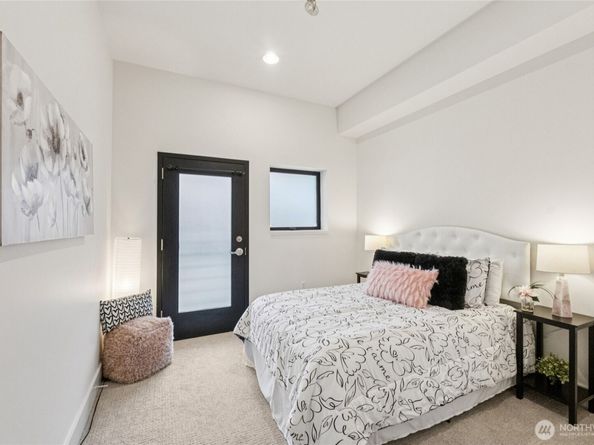 615 E Pike Street 305, Seattle WA 98122