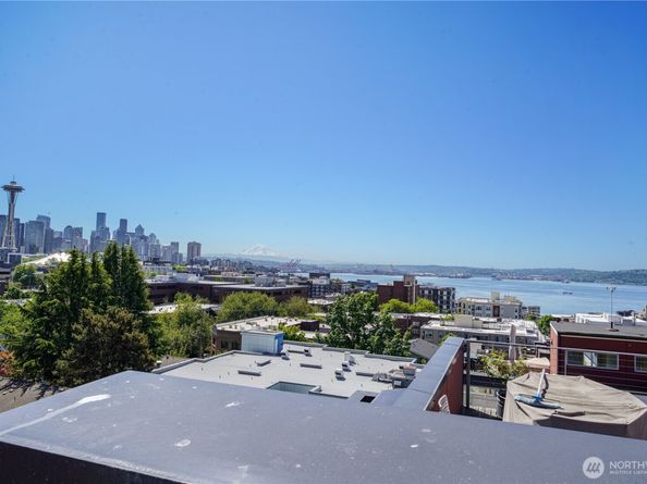 321 W Olympic Place A, Seattle WA 98119