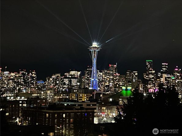 321 W Olympic Place A, Seattle WA 98119
