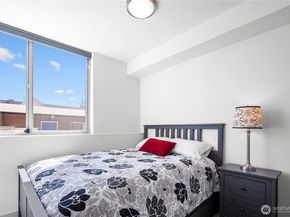 321 W Olympic Place A, Seattle WA 98119