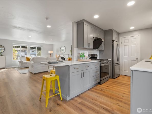 13017 111th Place NE, Kirkland WA 98034