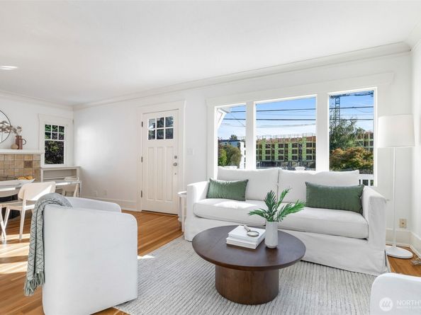 1022 NE 69th Street, Seattle WA 98115