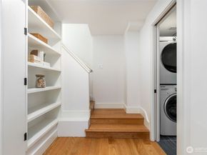 1022 NE 69th Street, Seattle WA 98115