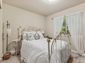3611 232nd Street SE, Bothell WA 98021