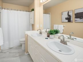 27131 SE 25th Place, Sammamish WA 98075