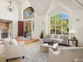 27131 SE 25th Place, Sammamish WA 98075
