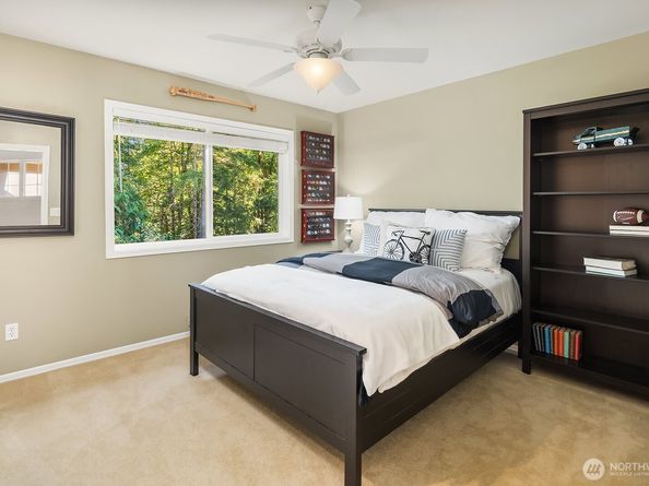 27131 SE 25th Place, Sammamish WA 98075