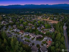 27131 SE 25th Place, Sammamish WA 98075