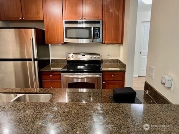 14200 SE 6th Street 84, Bellevue WA 98007