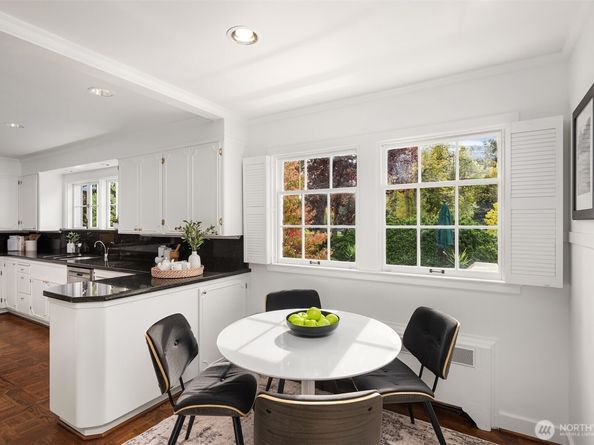 5525 NE Penrith Road, Seattle WA 98105