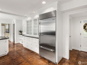 5525 NE Penrith Road, Seattle WA 98105