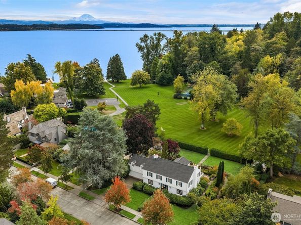 5525 NE Penrith Road, Seattle WA 98105