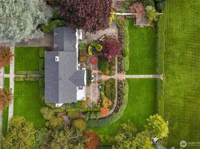 5525 NE Penrith Road, Seattle WA 98105