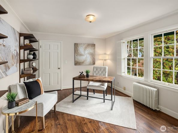 5525 NE Penrith Road, Seattle WA 98105
