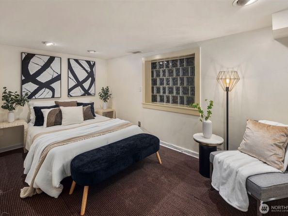 503 12th Avenue E, Seattle WA 98102