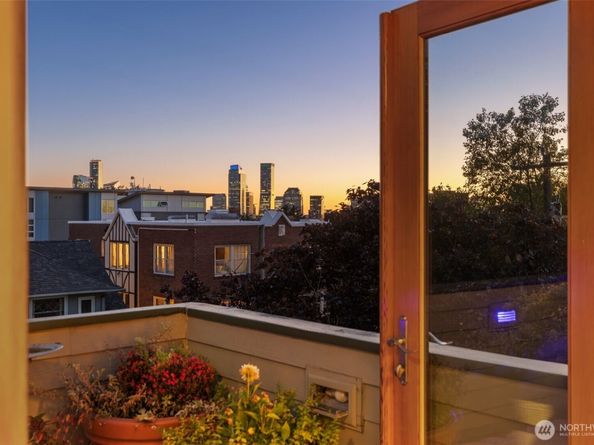 503 12th Avenue E, Seattle WA 98102