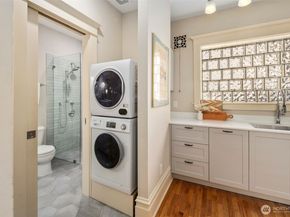 503 12th Avenue E, Seattle WA 98102