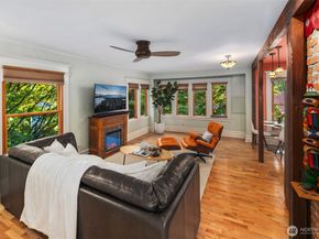 503 12th Avenue E, Seattle WA 98102