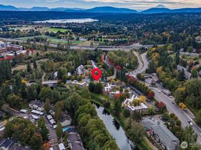 15824 NE Leary Way 5301, Redmond WA 98052