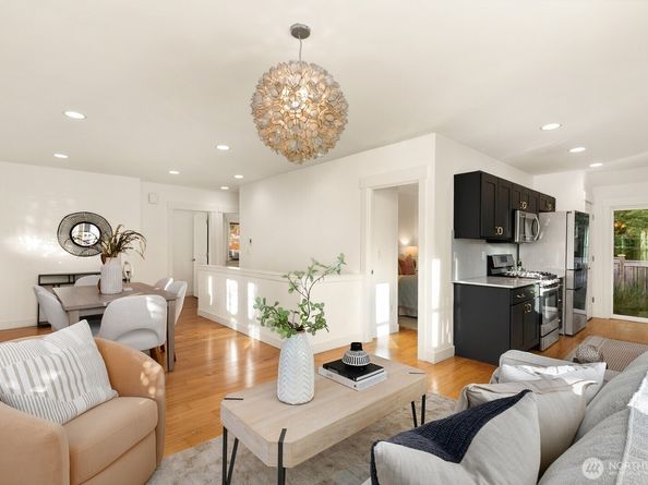 3202 E Terrace St, Seattle WA 98122