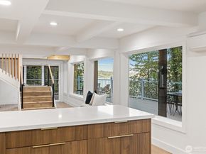 14538 38th Avenue NE, Lake Forest Park WA 98155