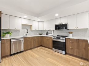 14538 38th Avenue NE, Lake Forest Park WA 98155