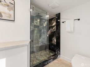 14538 38th Avenue NE, Lake Forest Park WA 98155