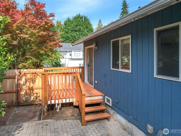 7017 E Firefly Court, Port Orchard WA 98366