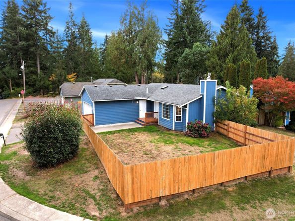 7017 E Firefly Court, Port Orchard WA 98366