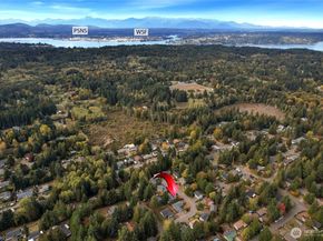 7017 E Firefly Court, Port Orchard WA 98366