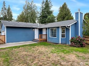 7017 E Firefly Court, Port Orchard WA 98366
