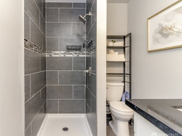14045 8th Avenue S, Burien WA 98168