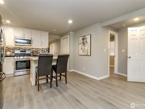 14045 8th Avenue S, Burien WA 98168