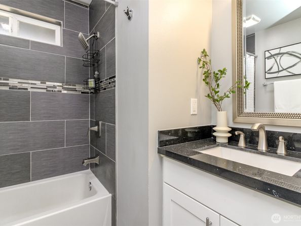 14045 8th Avenue S, Burien WA 98168