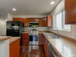 10305 24th Street SE, Lake Stevens WA 98258
